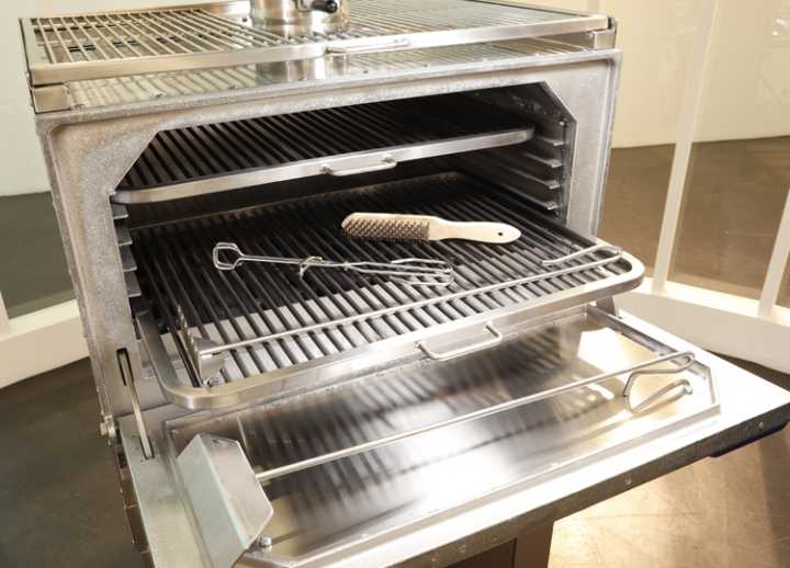 Forno a Carvão Profissional em Inox | Grelha GN 2/1 | 80 Comensais