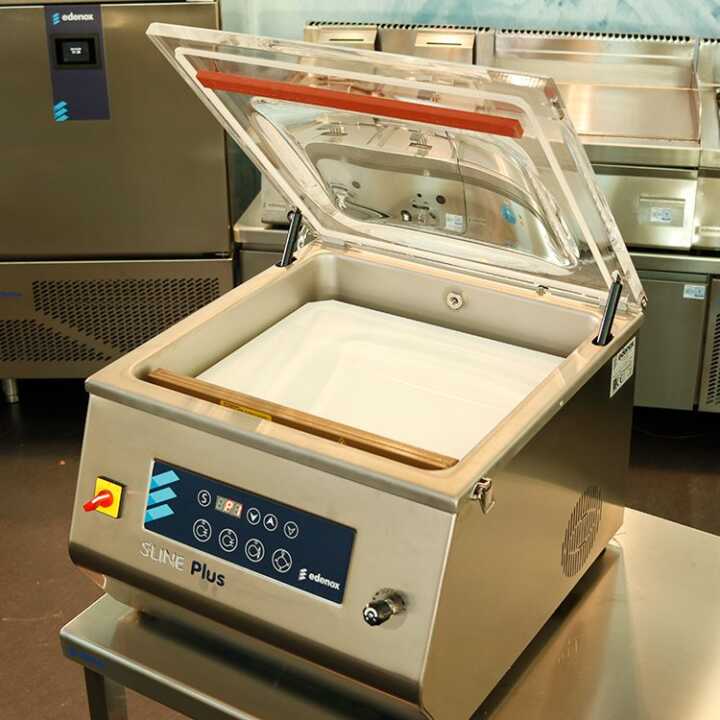 Máquina de Vácuo por Sensor Sline-20 L Plus, 450mm