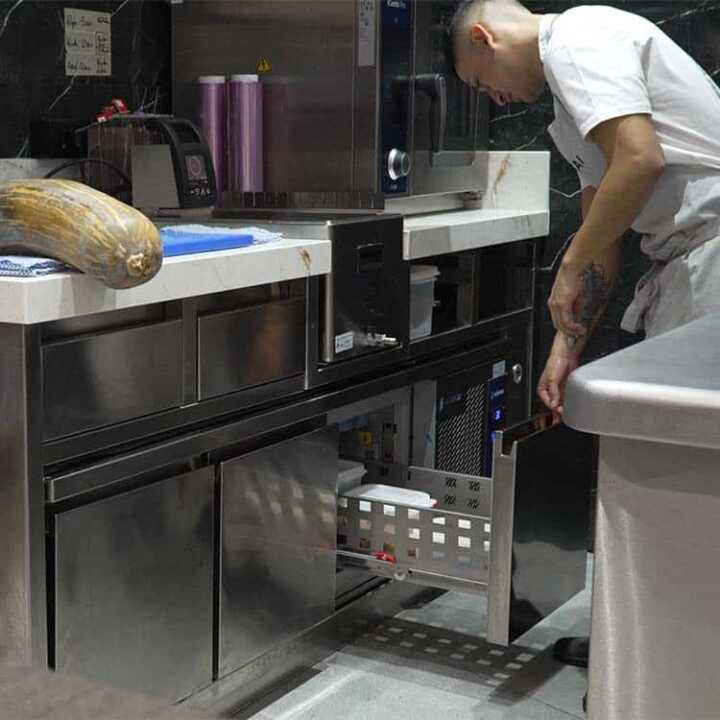 Mesa Refrigerada Baixa Gastronorm Linha 700