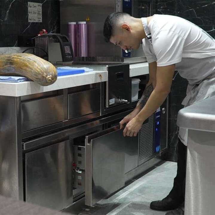 Mesa Refrigerada Baixa Gastronorm Linha 700