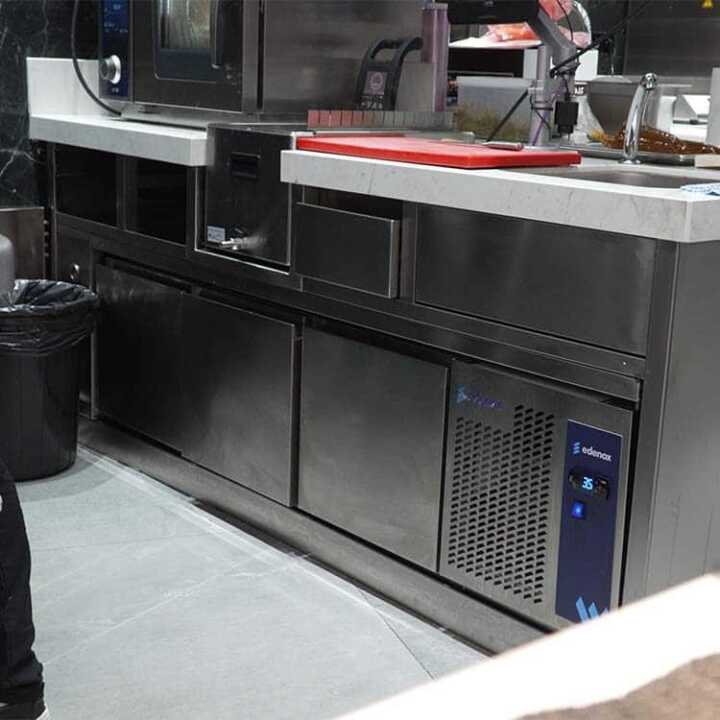 Mesa Refrigerada Baixa Gastronorm Linha 700