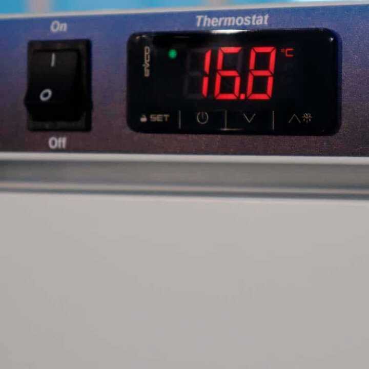 Armário Frigorífico de Restaurante 600L em Inox