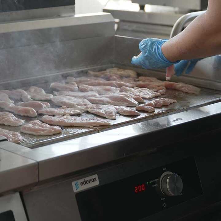 Fry-Top Indução Linha 700, 10 kW, 720x610 mm