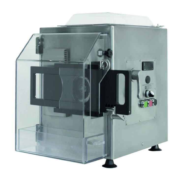 Picadora de carne refrigerada 300 kg/h com formadora de hambúrgueres