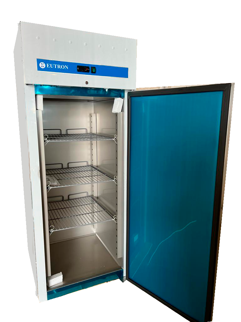 Armário Congelador GN 2/1 Inox 685L com 1 Porta