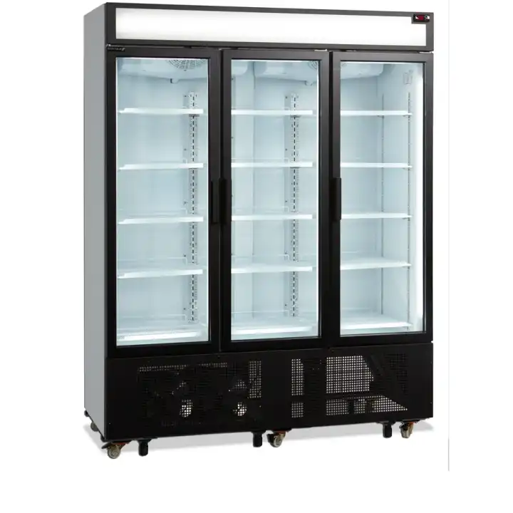 Expositor Refrigerado com Portas de Vidro 825L