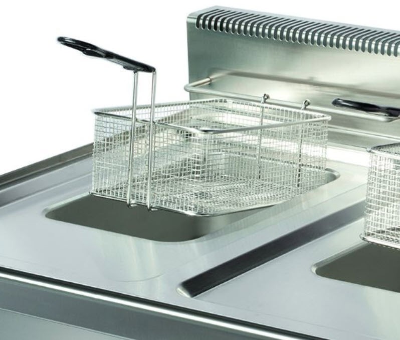 Fritadeira a Gás Dupla 8+8L Linha 700 c/ Duas Cubas