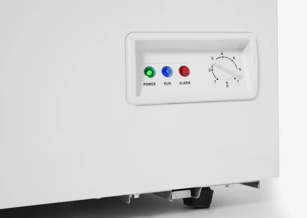Arca Frigorífica 140L Elétrica -18/-26°C 754x564x845mm