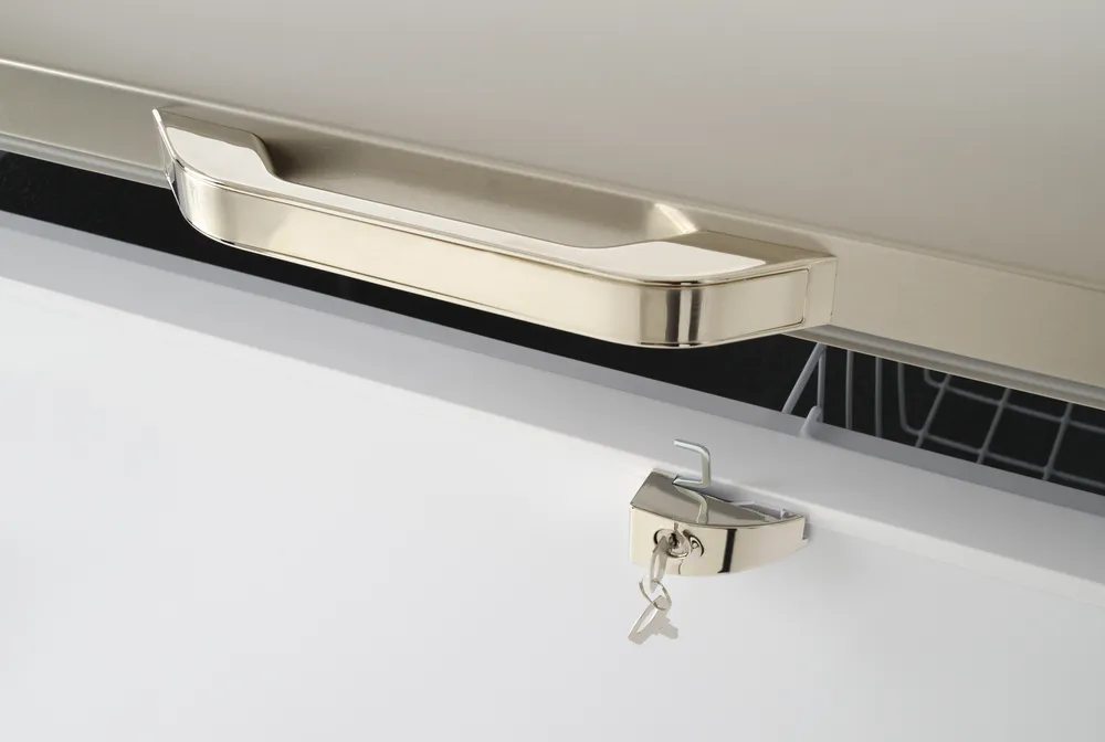 Arca Frigorífica 140L Elétrica -18/-26°C 754x564x845mm