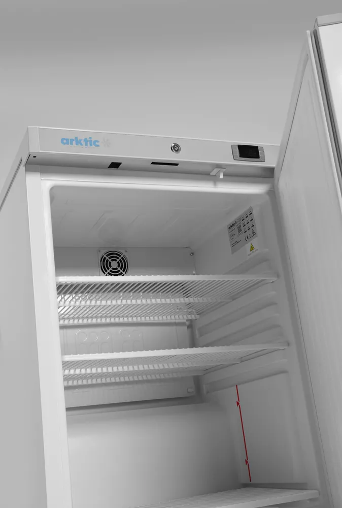 Armário de Refrigeração 100L Branco 230V Compacto