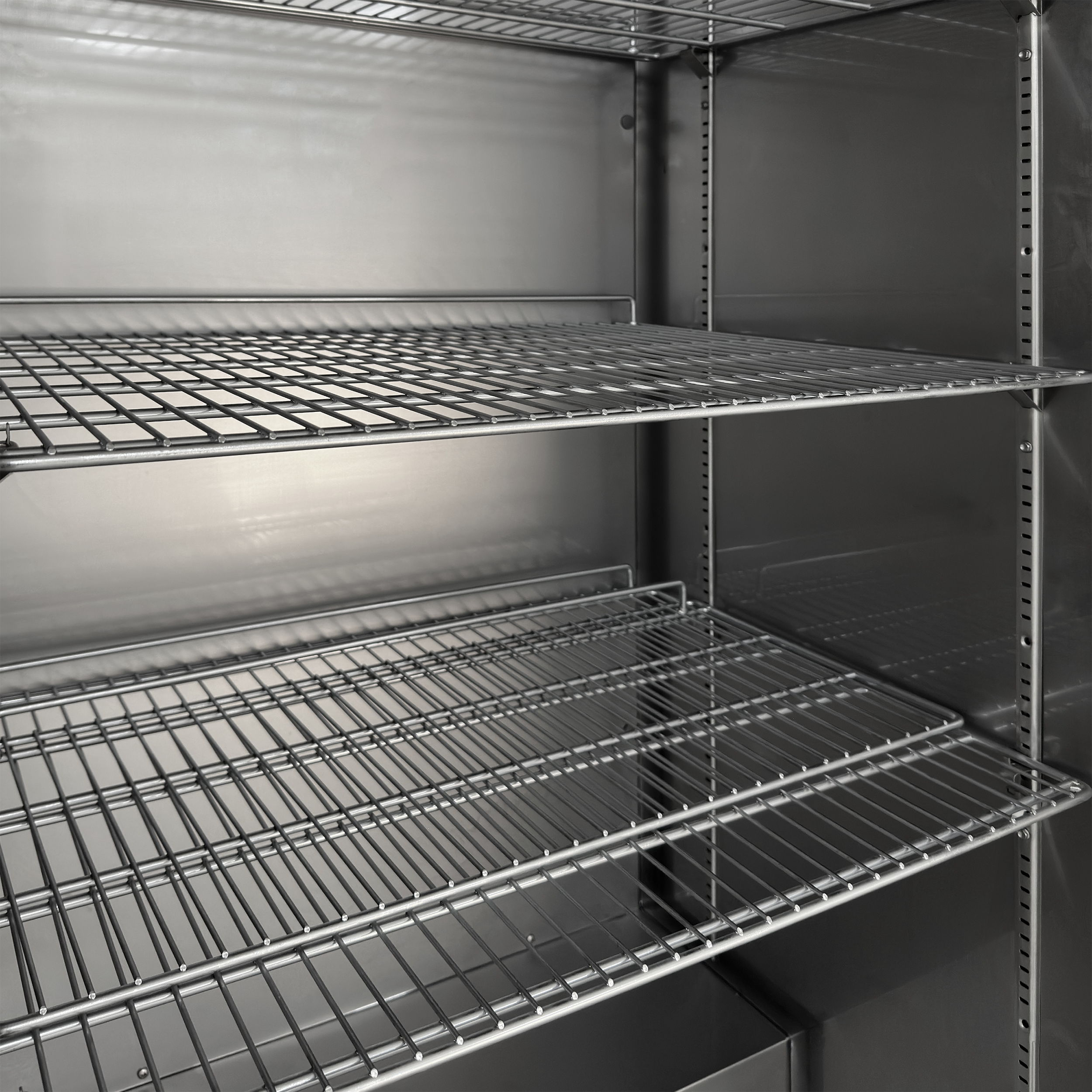 Congelador Industrial GN 2/1 Ventilado 518L -22°C UF600SS