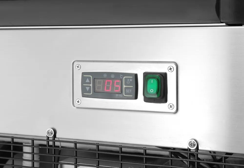 Vitrine Refrigerada 300L com 2 Prateleiras 994x677x1230mm
