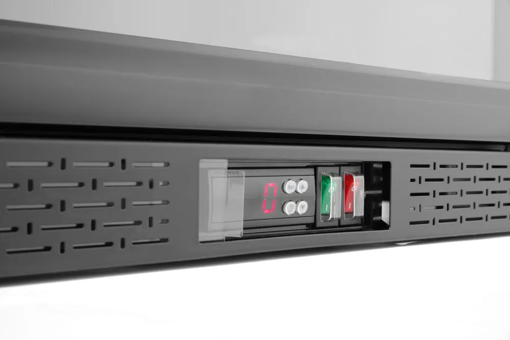 Frigorífico de Bar 86L Preto 500mm — Refrigeração Forçada