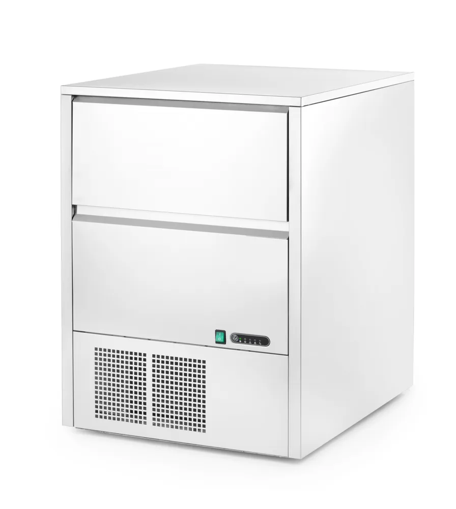 Máquina de Cubos de Gelo 60 kg/24h, 230V – 715x605x835mm