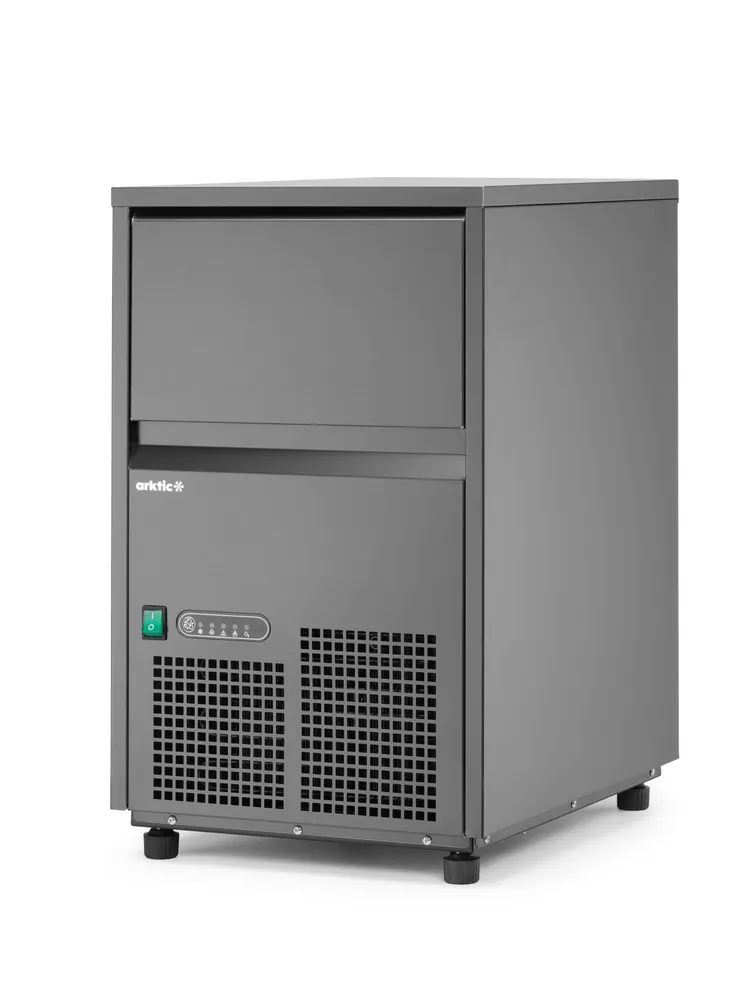 Máquina de Gelo Cubos 22kg/24h 6kg Depósito 380x520x637mm
