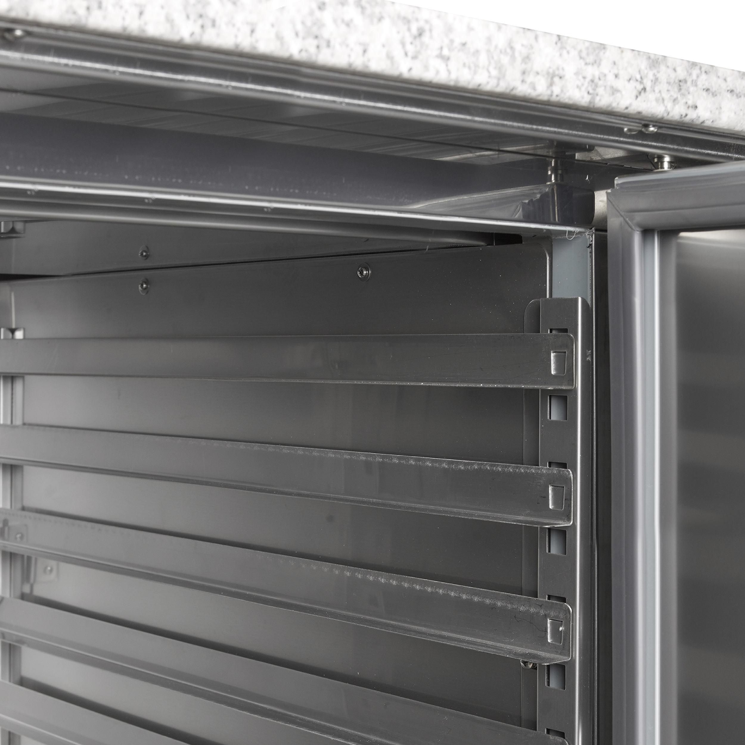 Mesa de Pizza Refrigerada c/ Tampo Granito e Sobrevitrine GN1/4