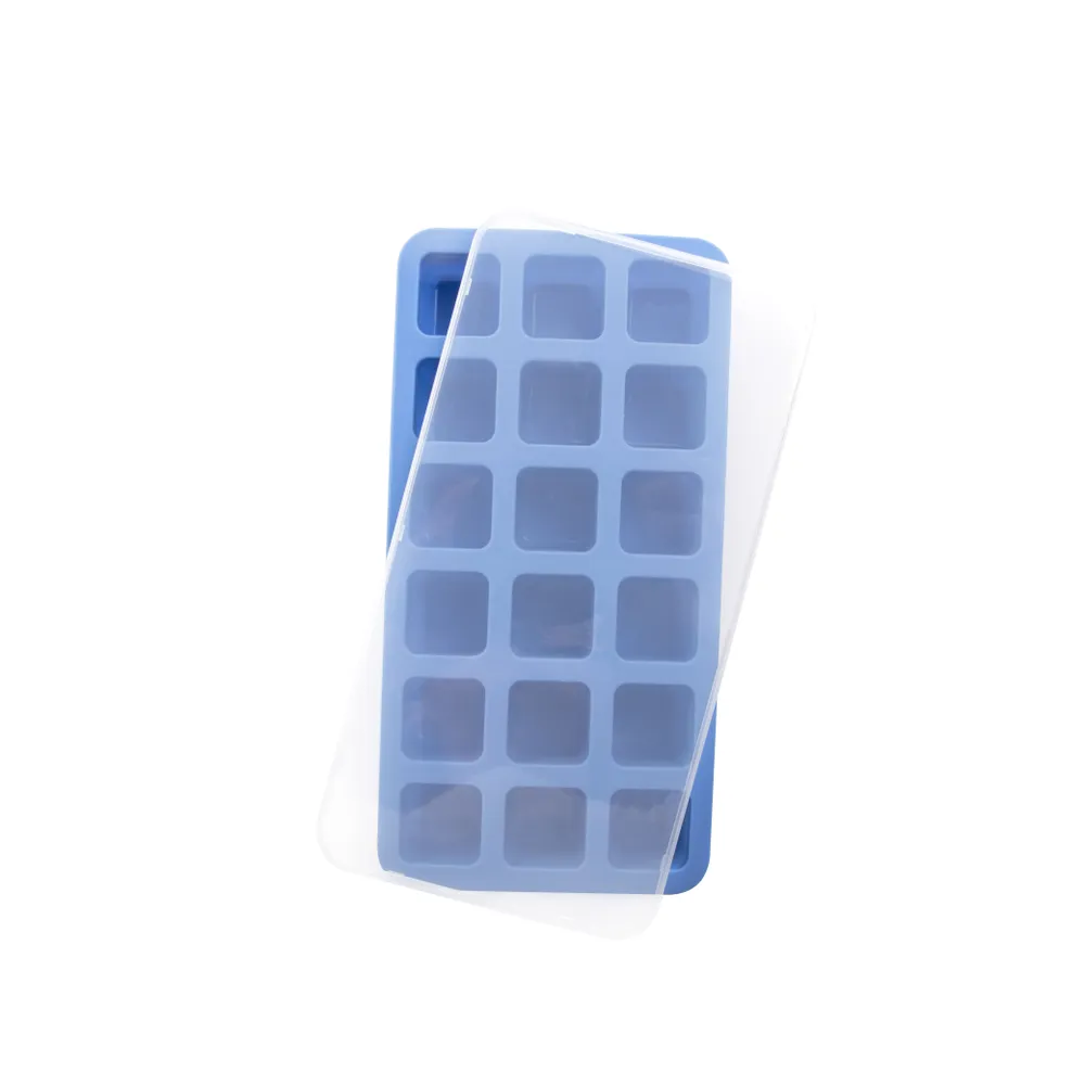 Molde de Cubos de Gelo em Silicone com Tampa - 18 Cubos (217x114mm)