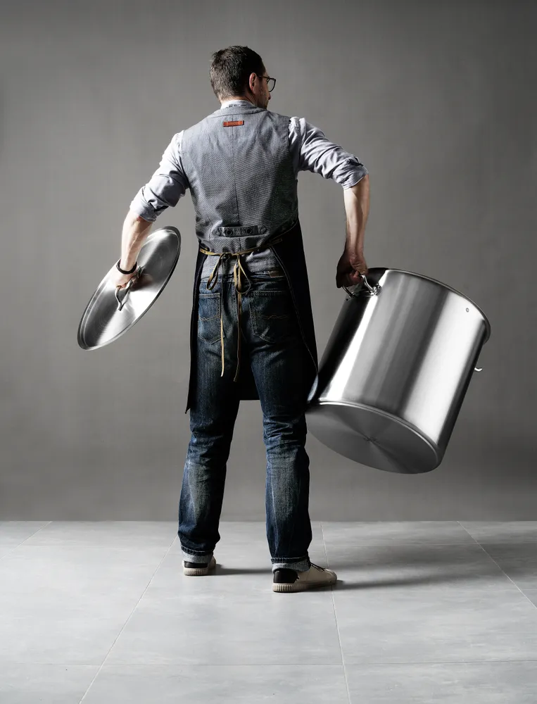 Panela Inox com Tampa - 98L