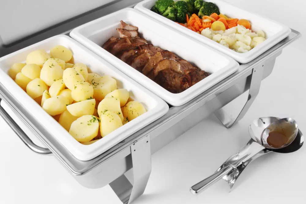 Travessa Gastronorm GN 1/3 Porcelana Branca – Resistência Térmica e Impacto