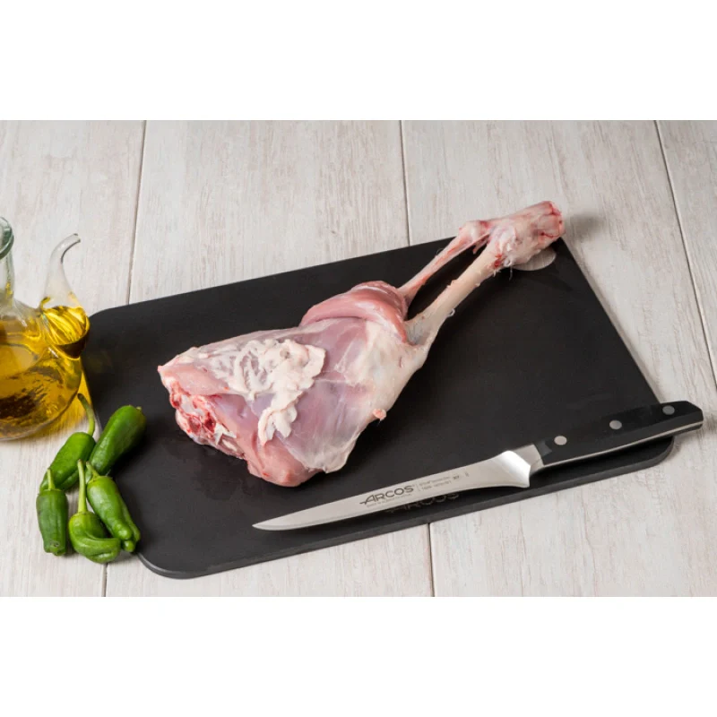Arcos Faca deshuesador con Hoja Acero Inoxidable Nitrum 160 mm. Faca profesional para cortar huesos carne. Mango ergonómico polipropileno. Série Manhattan. Cor negro.