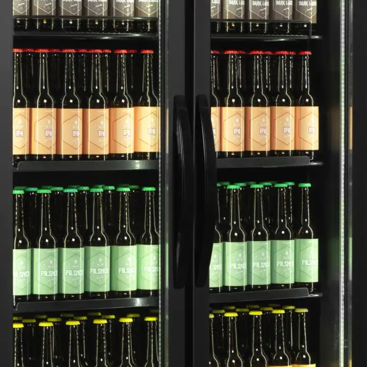 Expositor refrigerado cor preta  FS890H BLACK