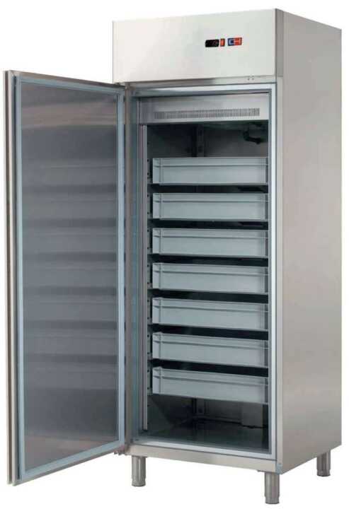 Armário refrigerado para conservação de peixe 1 porta 7 contentores