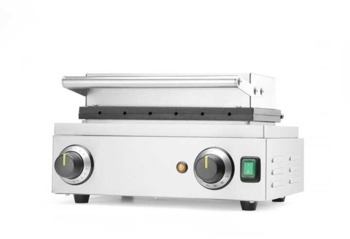 Máquina de fazer waffles em formato „Corn dog”, 230V/1550W, 390x378x(H)229mm