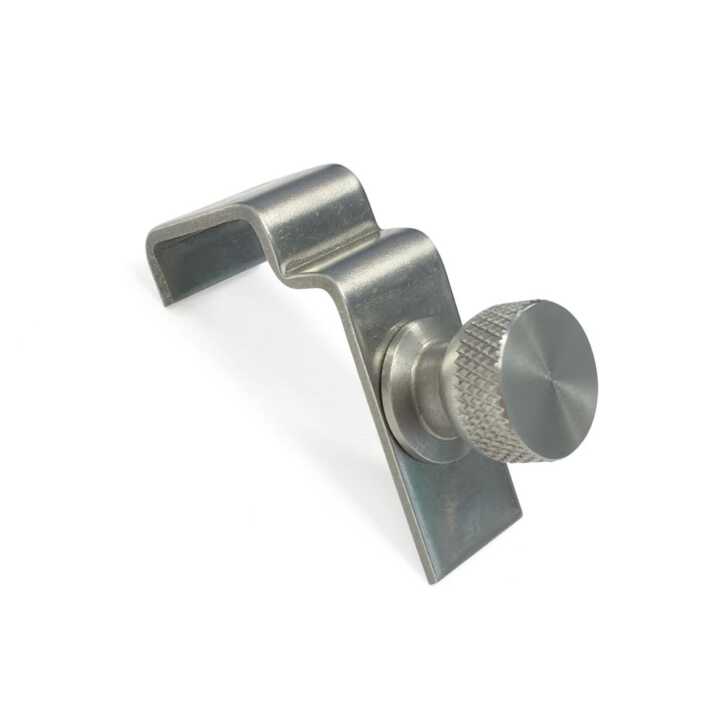 Gancho de ligação para suporte de armazenamento em alumínio para recipientes GN1 / 1, 15x42x(H)42mm