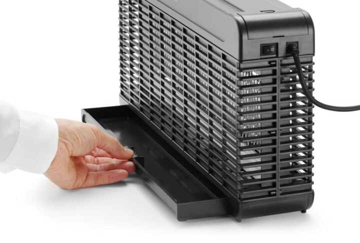 Mata insetos com alcance de 300 m², 230V/13W, 470x100x(H)265mm