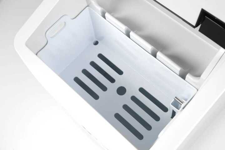 Máquina de cubos de gelo, 230V/120W, 320x400x(H)575mm