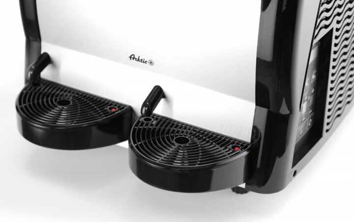 Máquina de granizados 2 x 12 L, 24L, 230V/740W, 470x515x(H)780mm