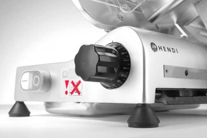 Fiambreira  220, 230V/280W, 506x435x(H)347mm