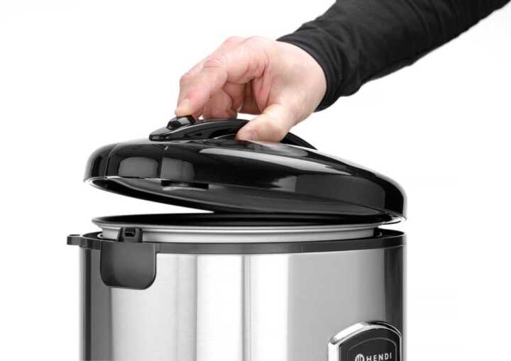 Arrozeira com função de cozinhar a vapor, 1,8L, 230V/700W, ø280x(H)285mm
