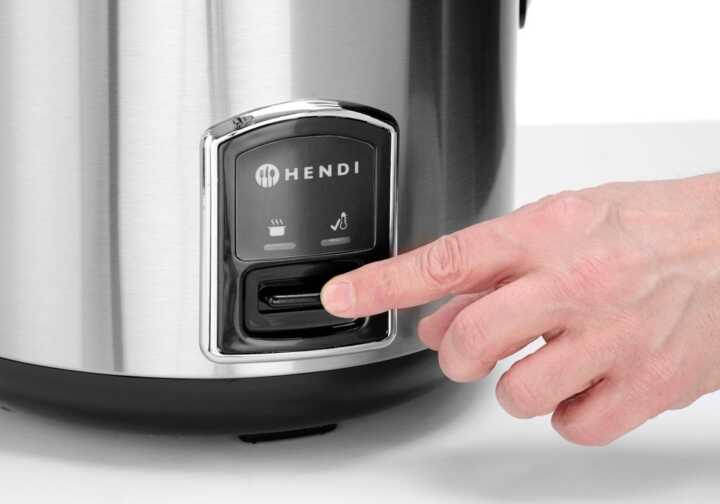 Arrozeira com função de cozinhar a vapor, 1,8L, 230V/700W, ø280x(H)285mm