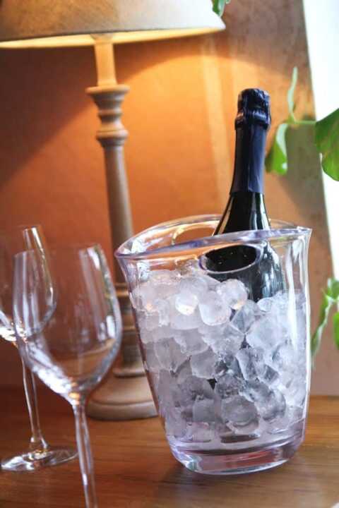 Refrigerador de vinho, 3L, 220x185x(H)226mm