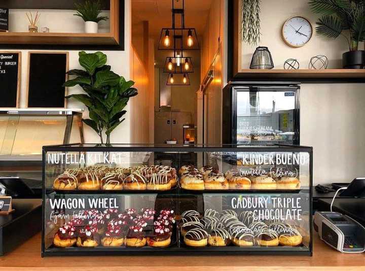 Vitrine neutra EP36B