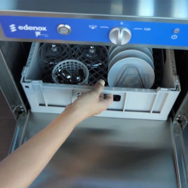 Máquina de lavar louça com 2 cestos de 350 x 350mm