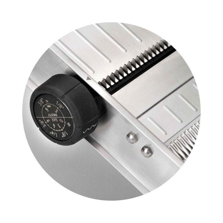 Ralador Inox com Protetor e Lâminas Giratórias
